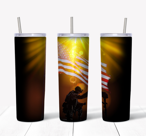 Soldier Kneeling - American Flag Sunrays 20oz Tumbler